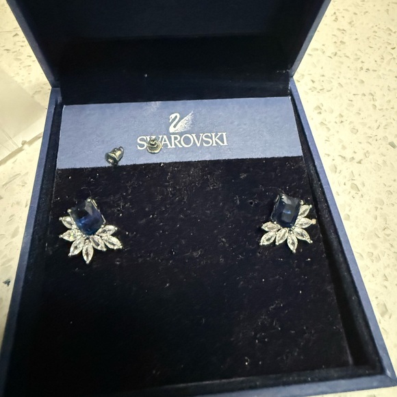 Swarovski Sapphire Blue and Silver Leaf Earrings